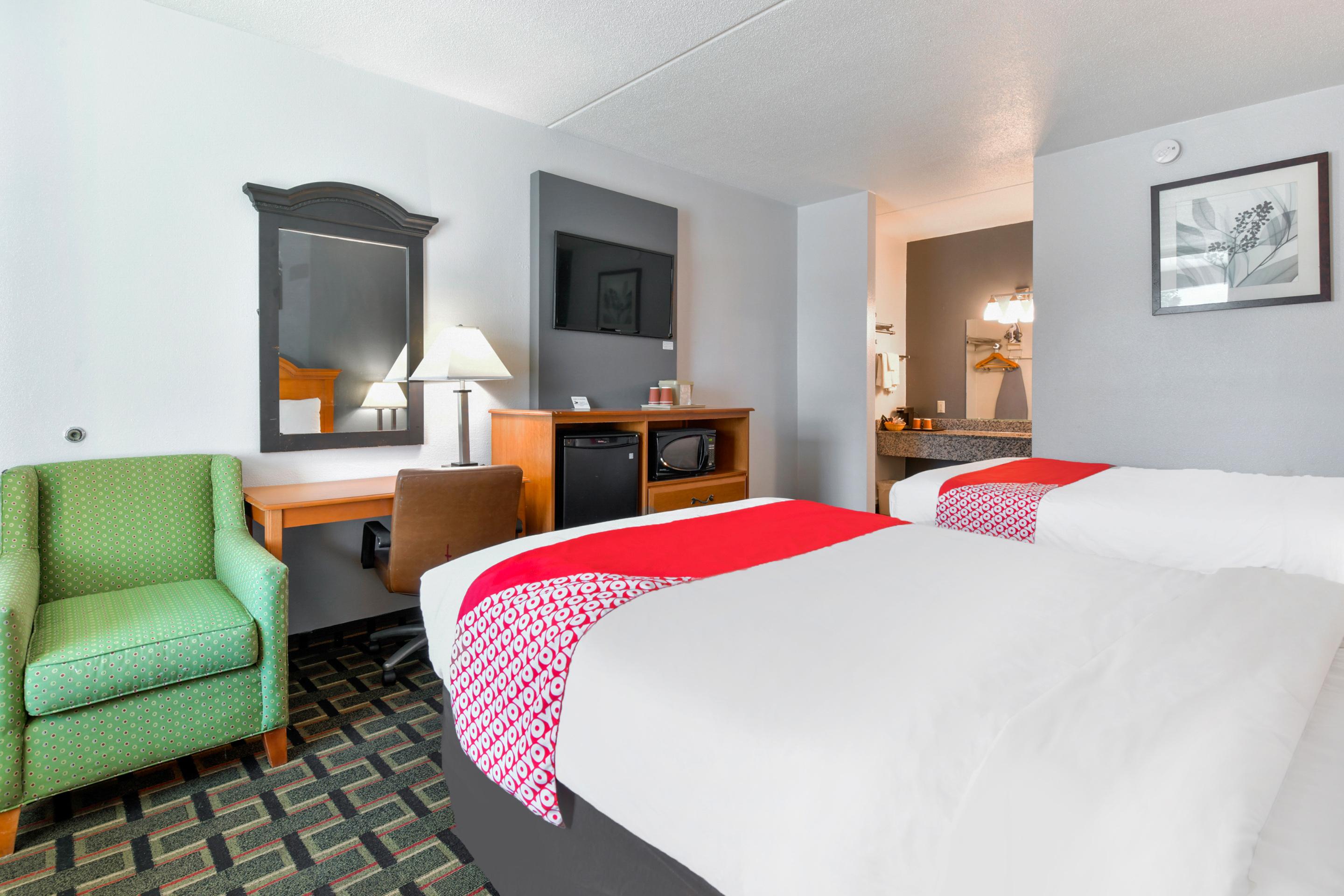 Oyo Hotel Lake Park - Valdosta Area Extérieur photo