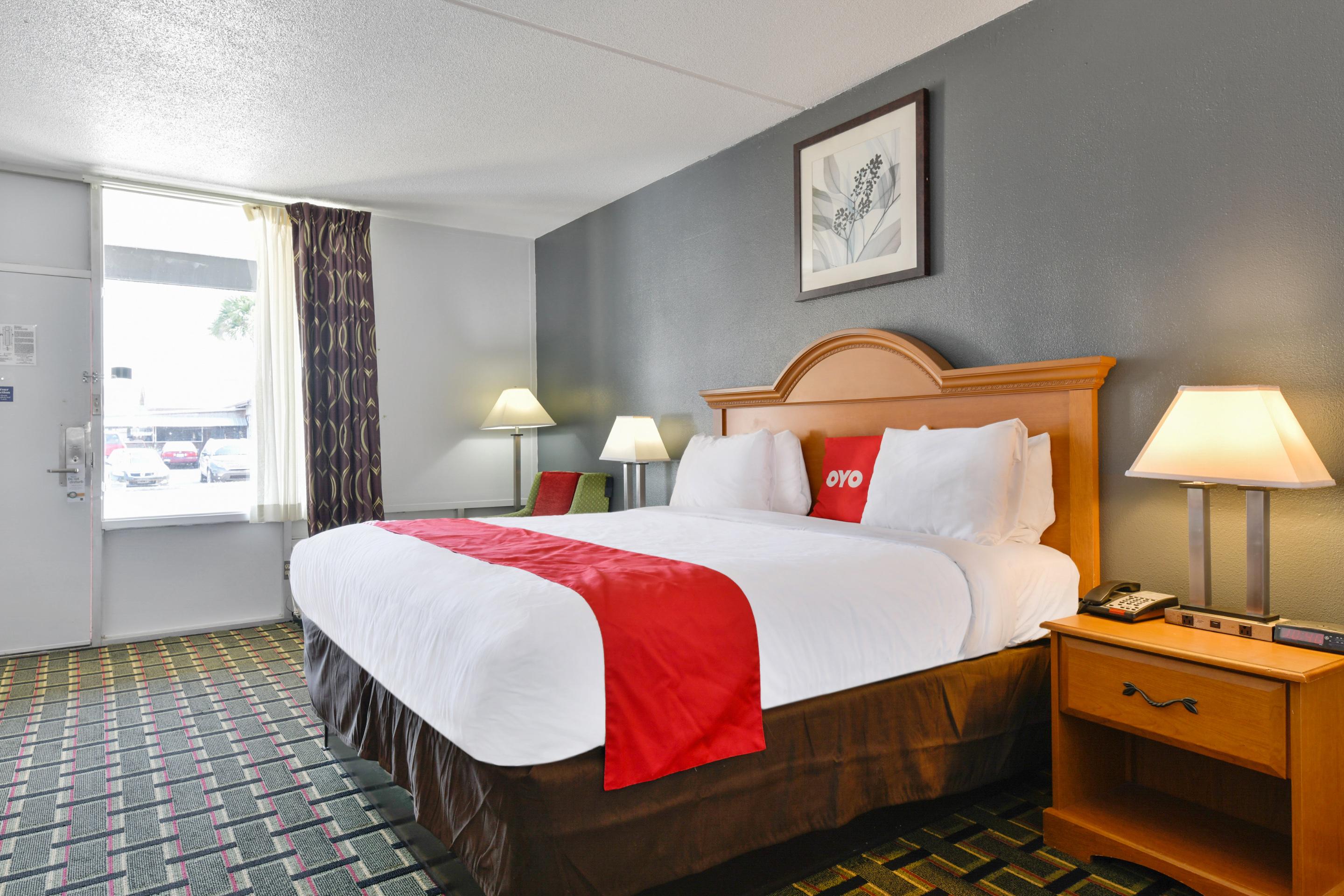 Oyo Hotel Lake Park - Valdosta Area Extérieur photo