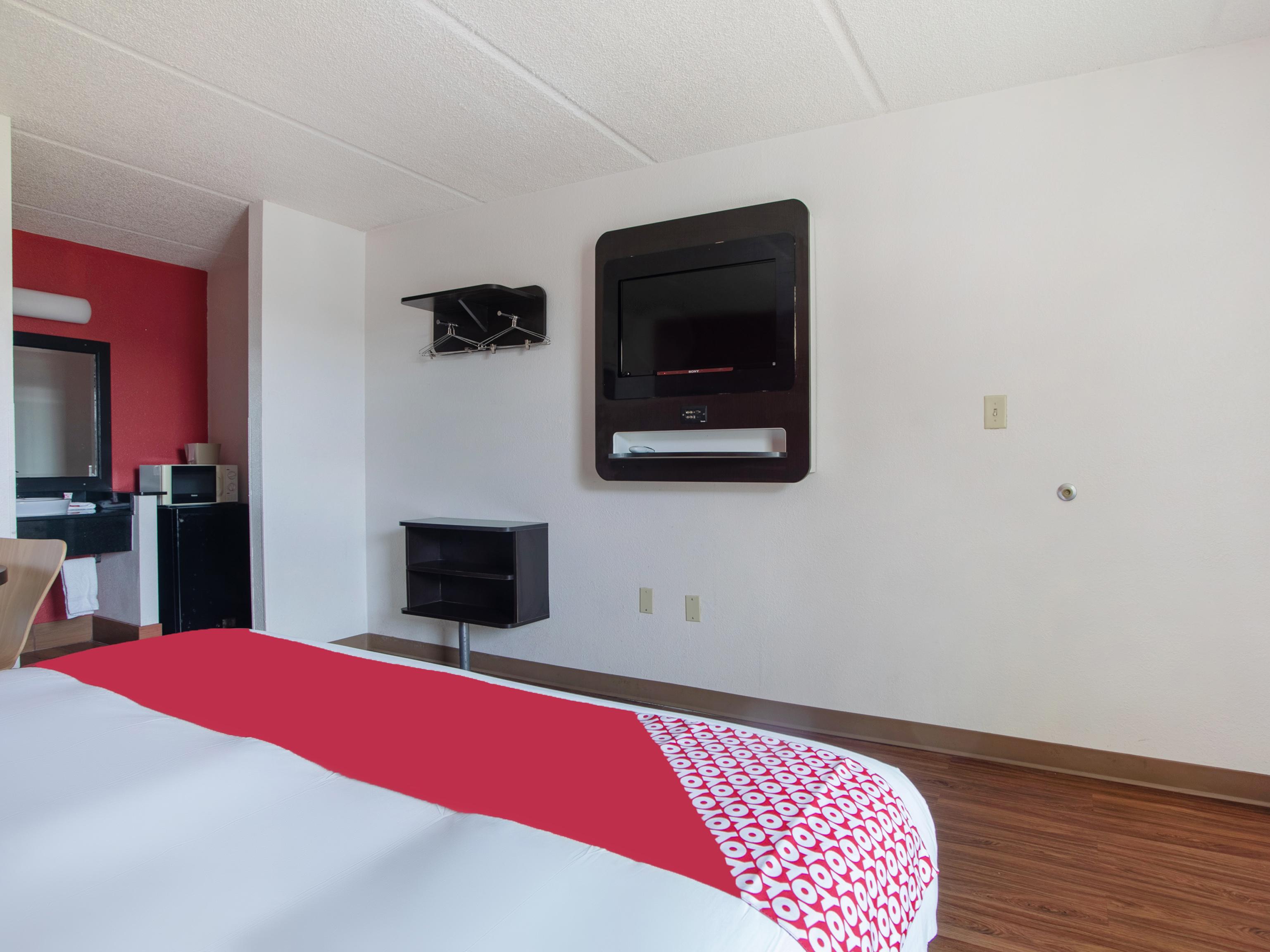Oyo Hotel Lake Park - Valdosta Area Extérieur photo
