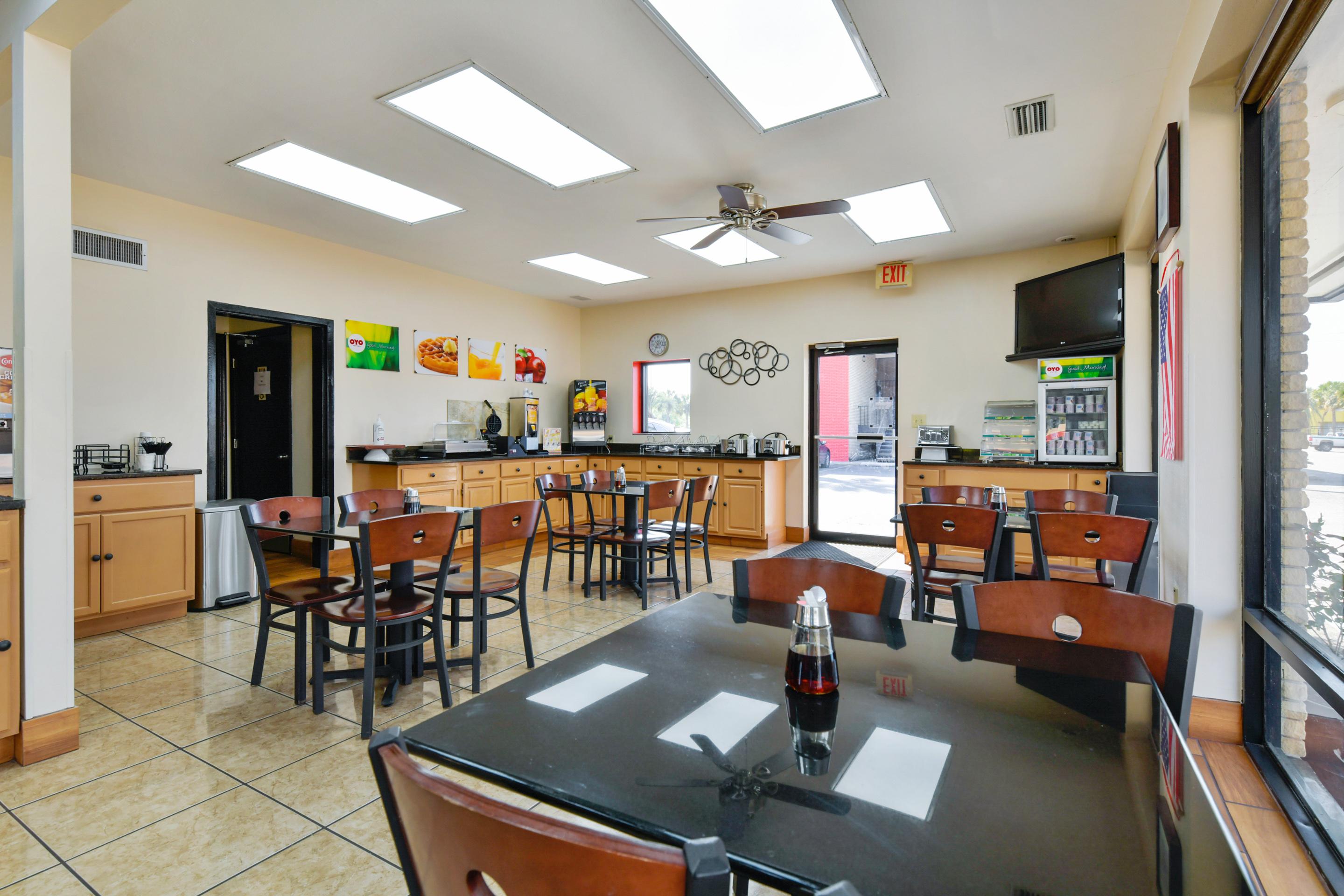 Oyo Hotel Lake Park - Valdosta Area Extérieur photo